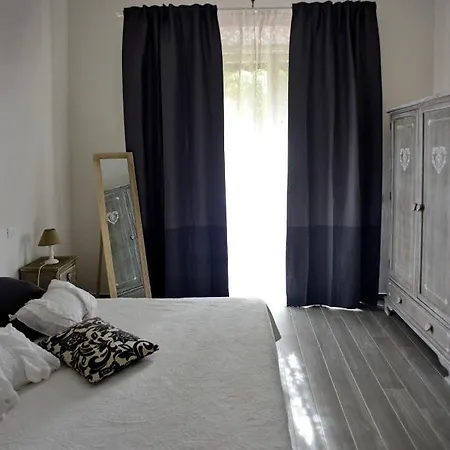 Irene Apartment *
